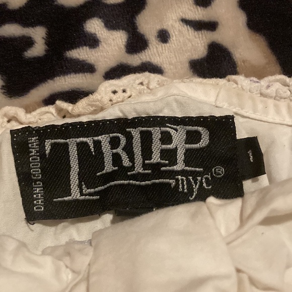 TRIPP NYC Lace-Up Corset Top - Picture 4 of 16